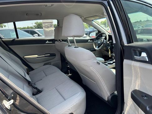 Used 2020 Kia Sportage LX AWD/4WD image 10