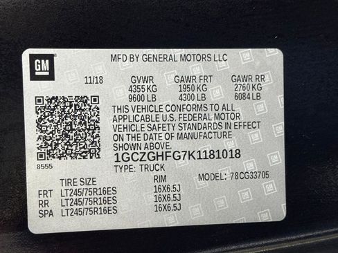 Used 2019 Chevrolet Express 3500 Extended image 14