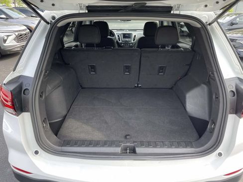 Certified 2023 Chevrolet Equinox LT FWD image 12