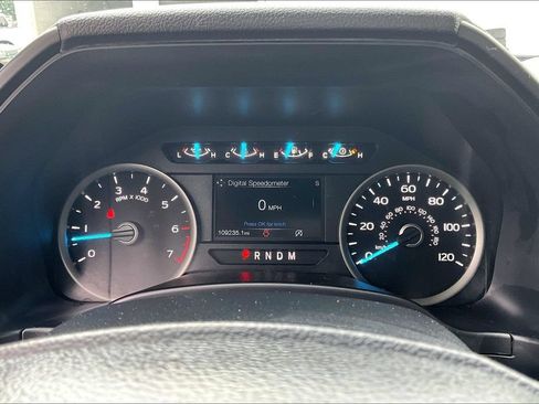 Used 2020 Ford F150 XLT w/ Equipment Group 302A Luxury AWD/4WD image 14