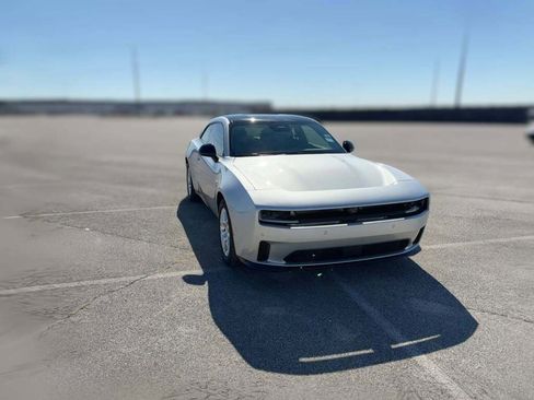 New 2025 Dodge Charger R/T w/ Quick Order Package 25M R/T image 17