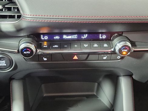 New 2026 MAZDA MAZDA3 Carbon image 23