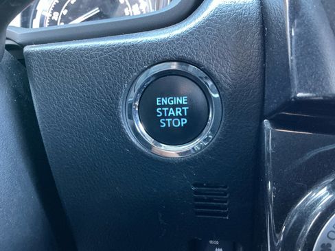 Certified 2023 Toyota 4Runner TRD Off-Road Premium image 30