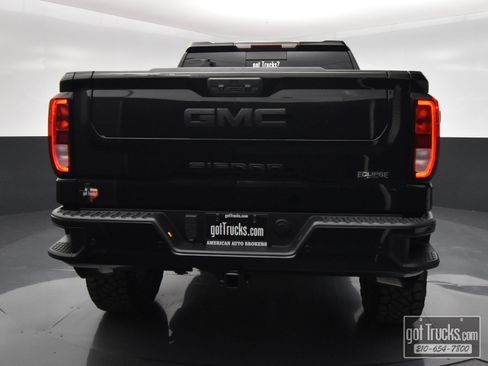 Used 2022 GMC Sierra 1500 Elevation w/ Preferred Package AWD/4WD image 6