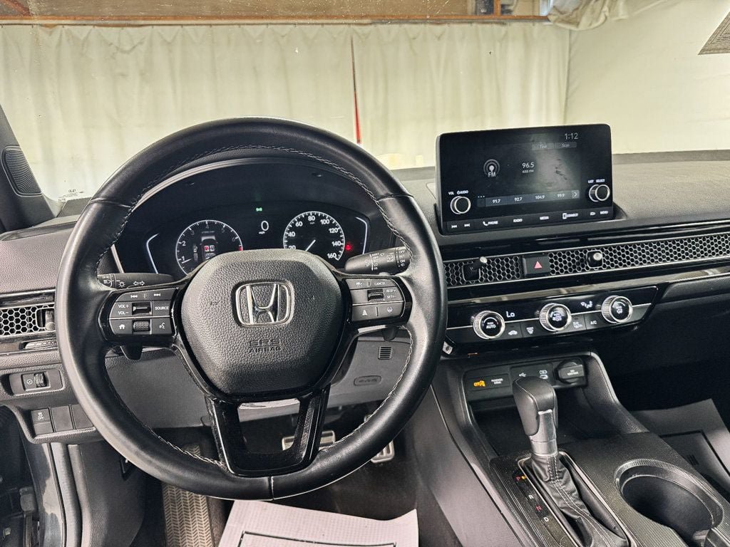 Used 2025 Honda Civic Sport image 13