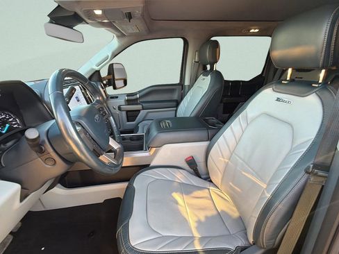 Used 2022 Ford F450 Limited w/ FX4 Off-Road Package image 20