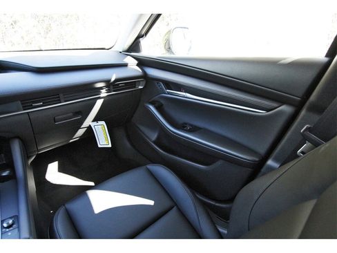 New 2026 MAZDA MAZDA3 2.5 S Sedan w/ Preferred Pkg image 9