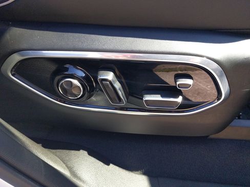 Used 2023 Jeep Grand Cherokee L Summit image 28