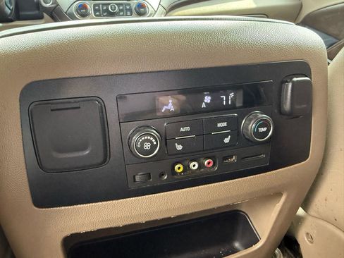 Used 2015 Chevrolet Tahoe LT w/ Luxury Package image 14