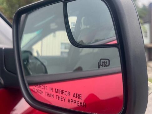 Used 2012 Ford Explorer XLT w/ Class III Trailer Tow Pkg image 19