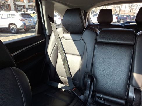 Used 2019 Acura MDX SH-AWD image 18