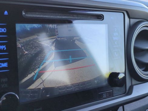 Used 2016 Toyota Tacoma 4x4 Double Cab image 29