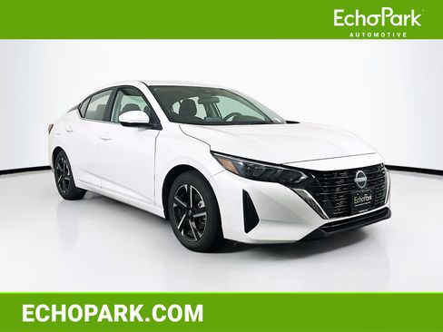 Used 2024 Nissan Sentra SV image 1