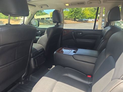 Used 2019 INFINITI QX80 Luxe AWD/4WD image 16