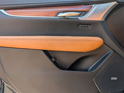 New 2025 Cadillac XT5 Premium Luxury image 10