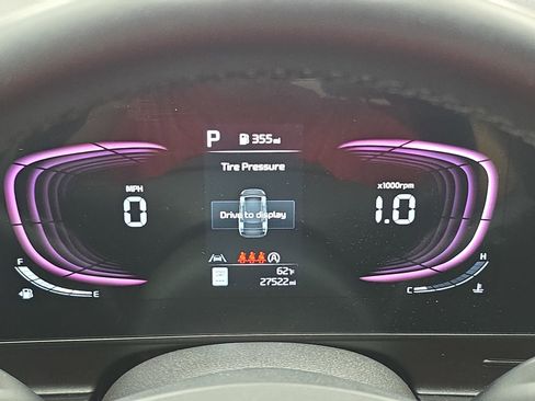 Used 2024 Kia Sportage EX image 18