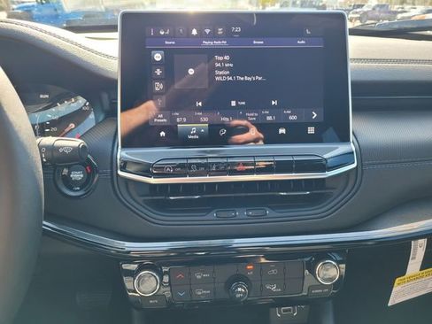 New 2026 Jeep Compass Latitude AWD/4WD image 21