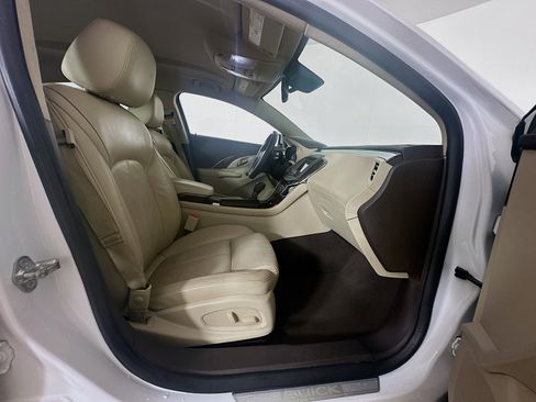 Used 2015 Buick LaCrosse Leather w/ Experience Buick Package FWD image 30