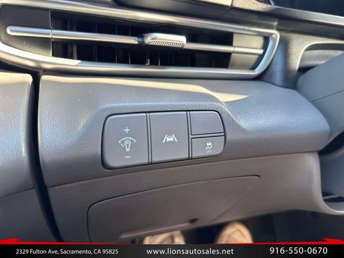 Used 2023 Hyundai Elantra SEL FWD image 23