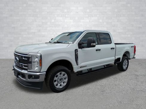 Certified 2024 Ford F250 XLT AWD/4WD image 10