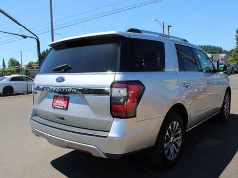 Used 2018 Ford Expedition Limited AWD/4WD image 6