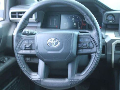 Certified 2025 Toyota Tacoma SR5 AWD/4WD image 12