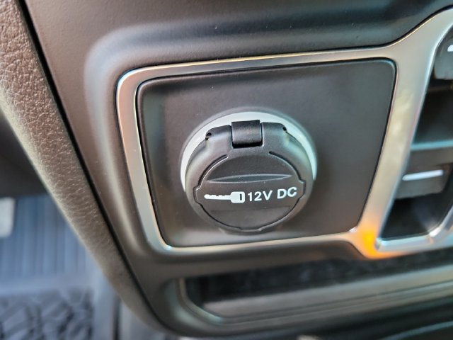 Used 2025 Jeep Gladiator Sport AWD/4WD image 28
