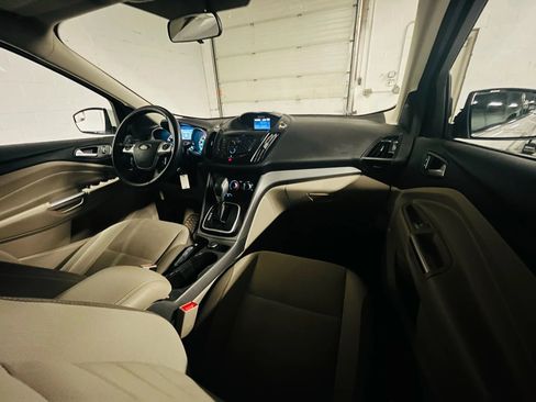 Used 2014 Ford Escape SE image 13