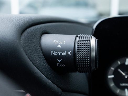 Used 2023 Lexus ES 350 w/ Premium Package image 33