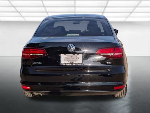 Used 2018 Volkswagen Jetta S FWD image 25