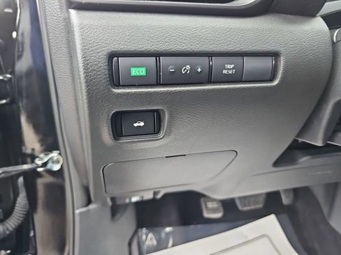 Used 2023 Nissan Sentra S image 18