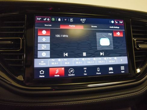 Used 2022 Dodge Durango GT image 16