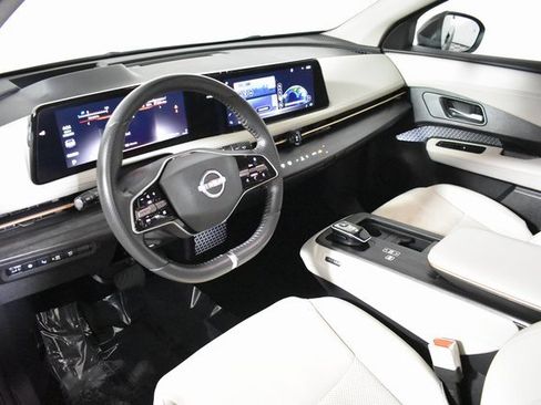 Certified 2023 Nissan Ariya AWD image 13