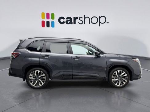 Used 2025 Subaru Forester Touring AWD/4WD image 6