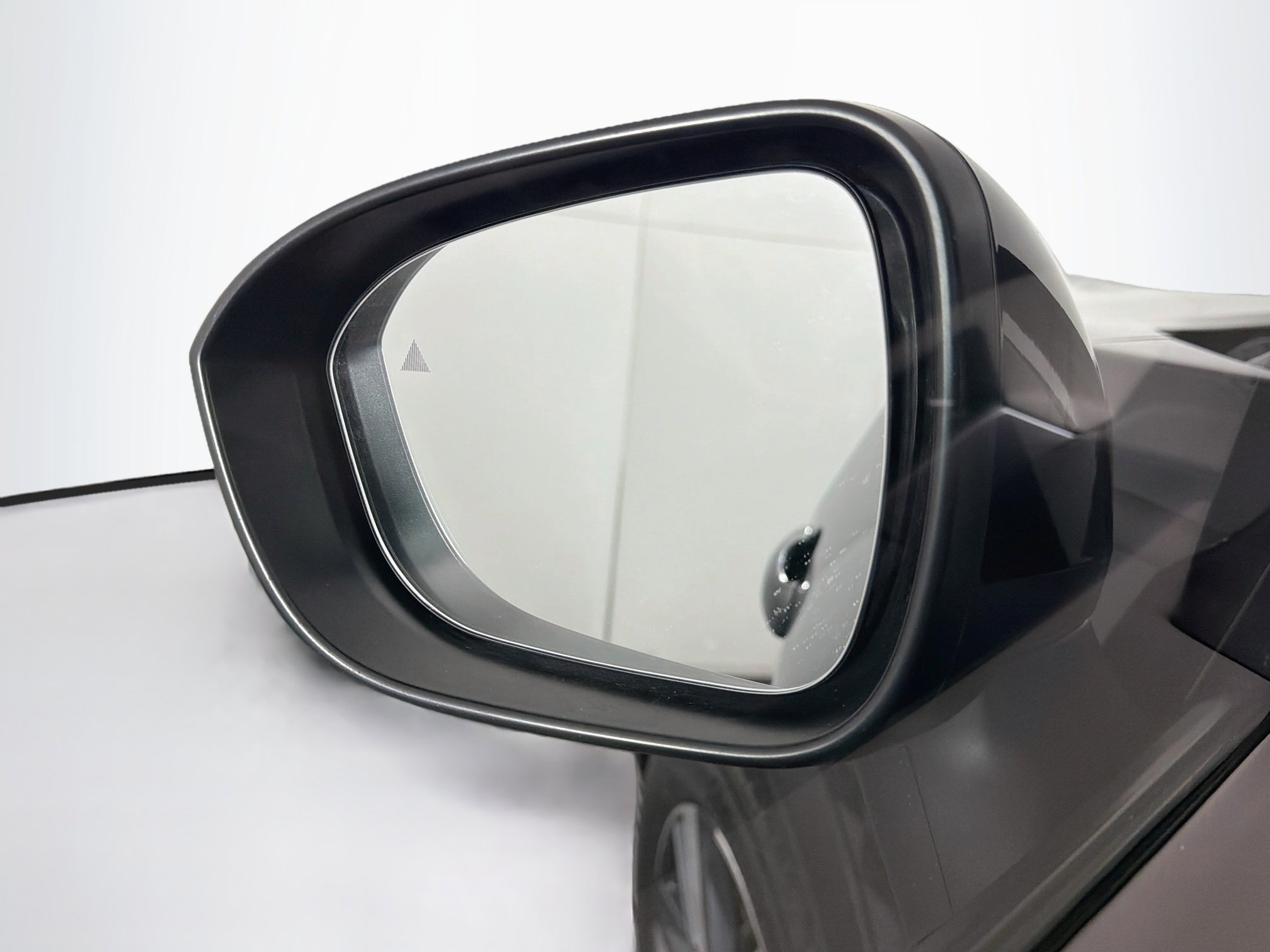Used 2023 Nissan Rogue SL w/ SL Premium Package FWD image 16
