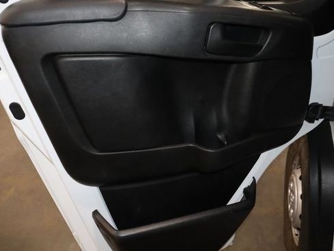 Used 2023 RAM ProMaster 2500 FWD image 11