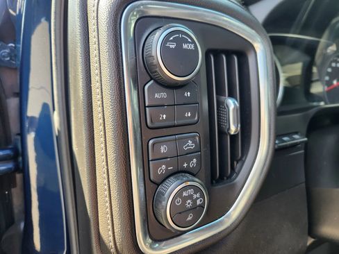 Used 2020 Chevrolet Silverado 2500 LTZ w/ LTZ Plus Package image 31