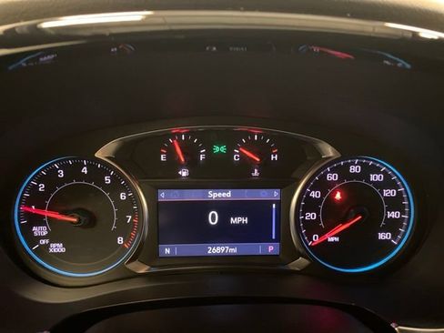 Used 2023 Chevrolet Traverse LT AWD/4WD image 13