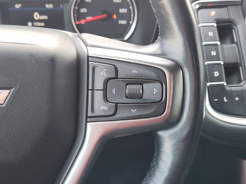 Used 2021 Chevrolet Tahoe LT w/ LT Signature Package image 32