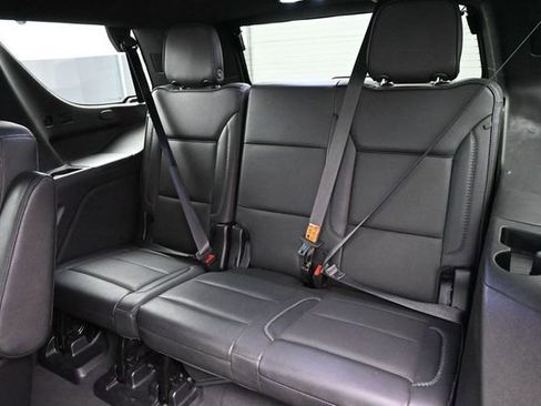 Used 2023 GMC Yukon Denali AWD/4WD image 19