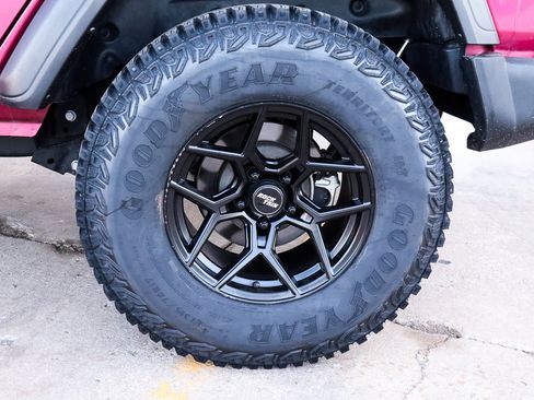 Used 2021 Jeep Wrangler Unlimited Sport S image 18