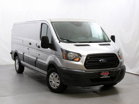 Used 2018 Ford Transit 250 Base image 1