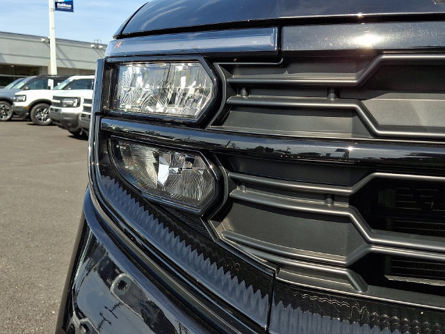 Certified 2025 Ford Expedition Active AWD/4WD image 11