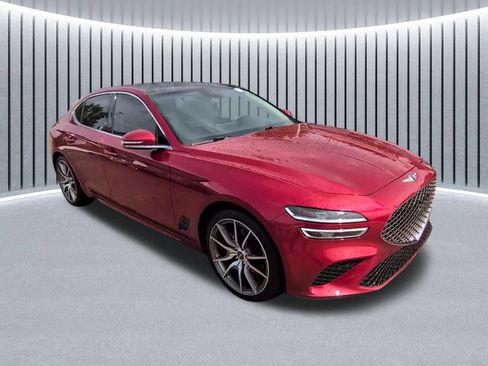 Used 2022 Genesis G70 2.0T w/ Prestige Package AWD/4WD image 18