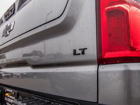 New 2026 Chevrolet Silverado 1500 LT Trail Boss w/ Dark Appearance Package AWD/4WD image 15