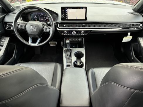 Used 2025 Honda Civic Sport Touring image 17