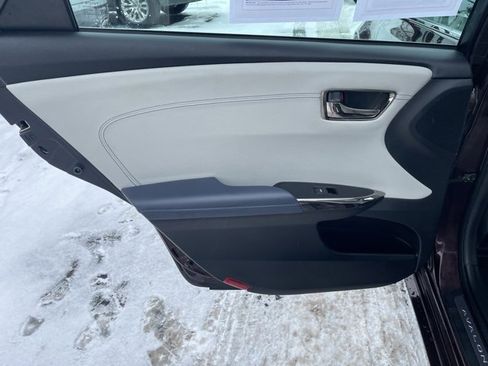 Used 2014 Toyota Avalon image 13