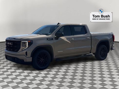 Used 2023 GMC Sierra 1500 Elevation image 1