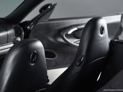 Used 2003 Porsche 911 Carrera RWD image 34
