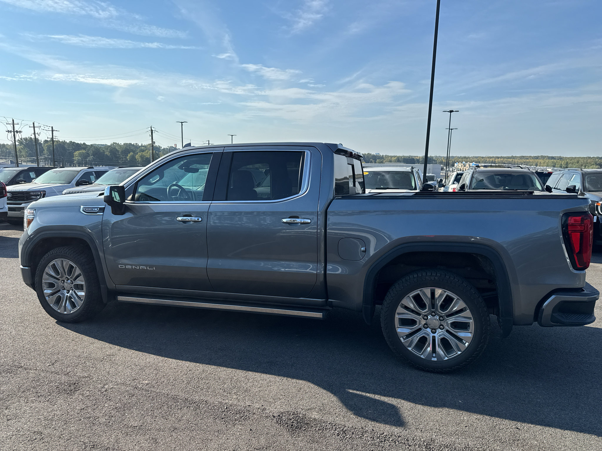 Used 2021 GMC Sierra 1500 Denali w/ Denali Ultimate Package AWD/4WD image 8
